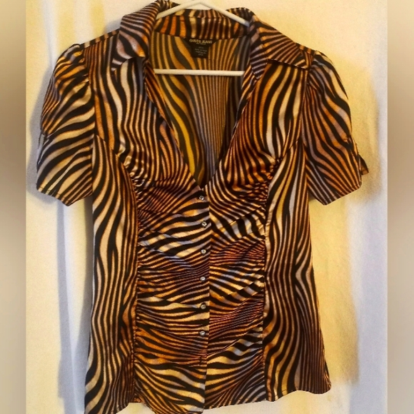 Fitted Dress-Short Sleeve Blouse - Picture 4 of 6